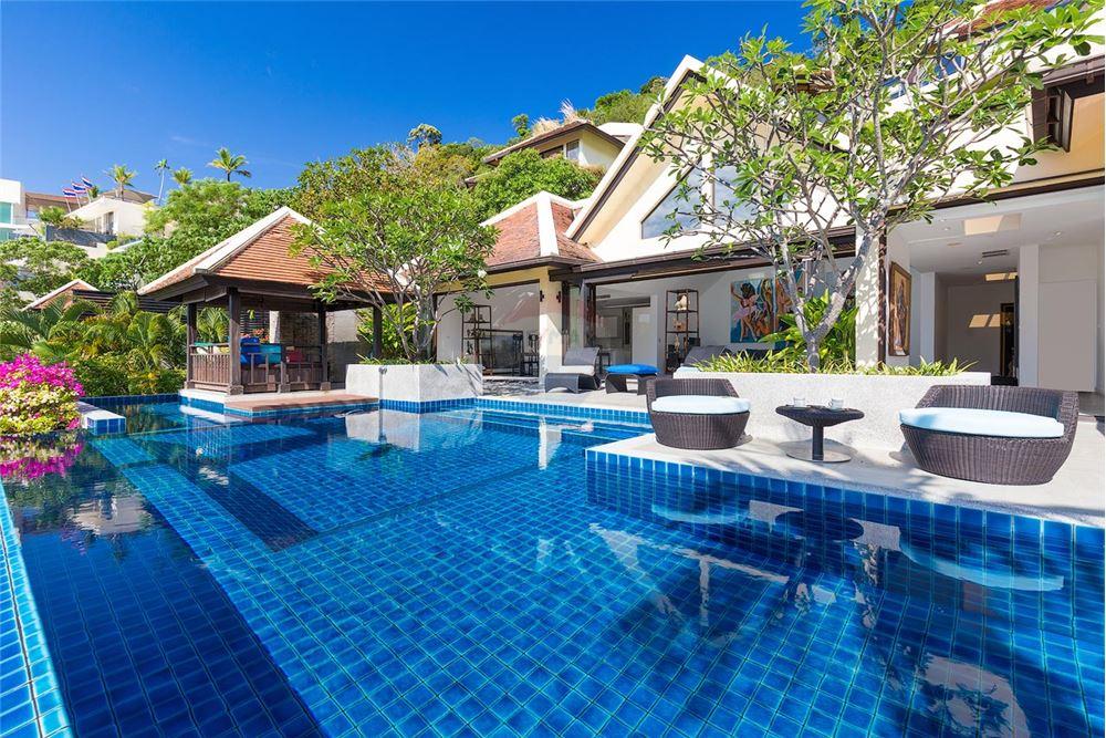  Mueang Phuket, Talat Nuea Chinese	- Thailand 1